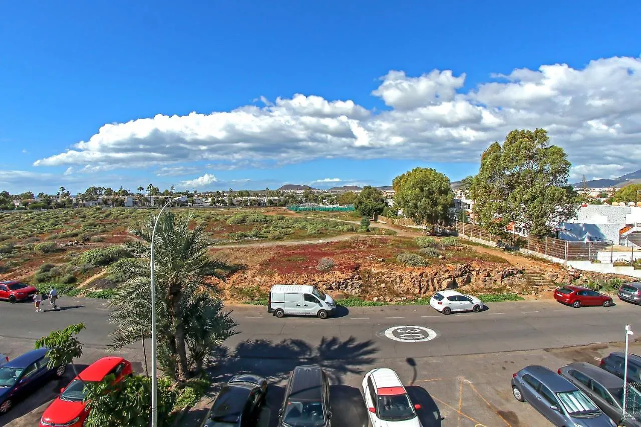 Nice 2 Bedroom Flat With Big Pools And Big Terrace Parque Don Jose, 313 Costa Del Silencio 0*,  Spanje