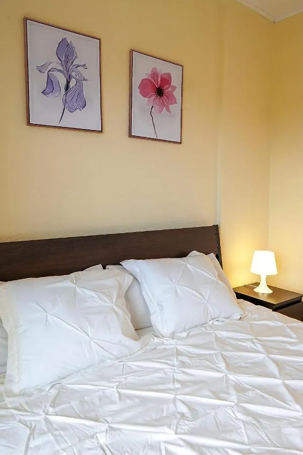 Vakantiehuis Nice 2 Bedroom Flat With Big Pools And Big Terrace Parque Don Jose, 313 Costa Del Silencio Spanje