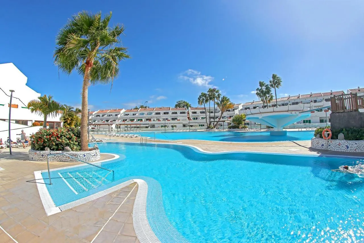 Nice 2 Bedroom Flat With Big Pools And Big Terrace Parque Don Jose, 313 Costa Del Silencio 0*,  Spanje