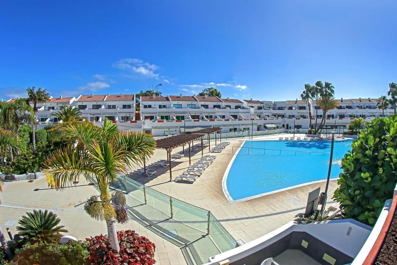 Nice 2 Bedroom Flat With Big Pools And Big Terrace Parque Don Jose, 313 Costa Del Silencio Dom wakacyjny