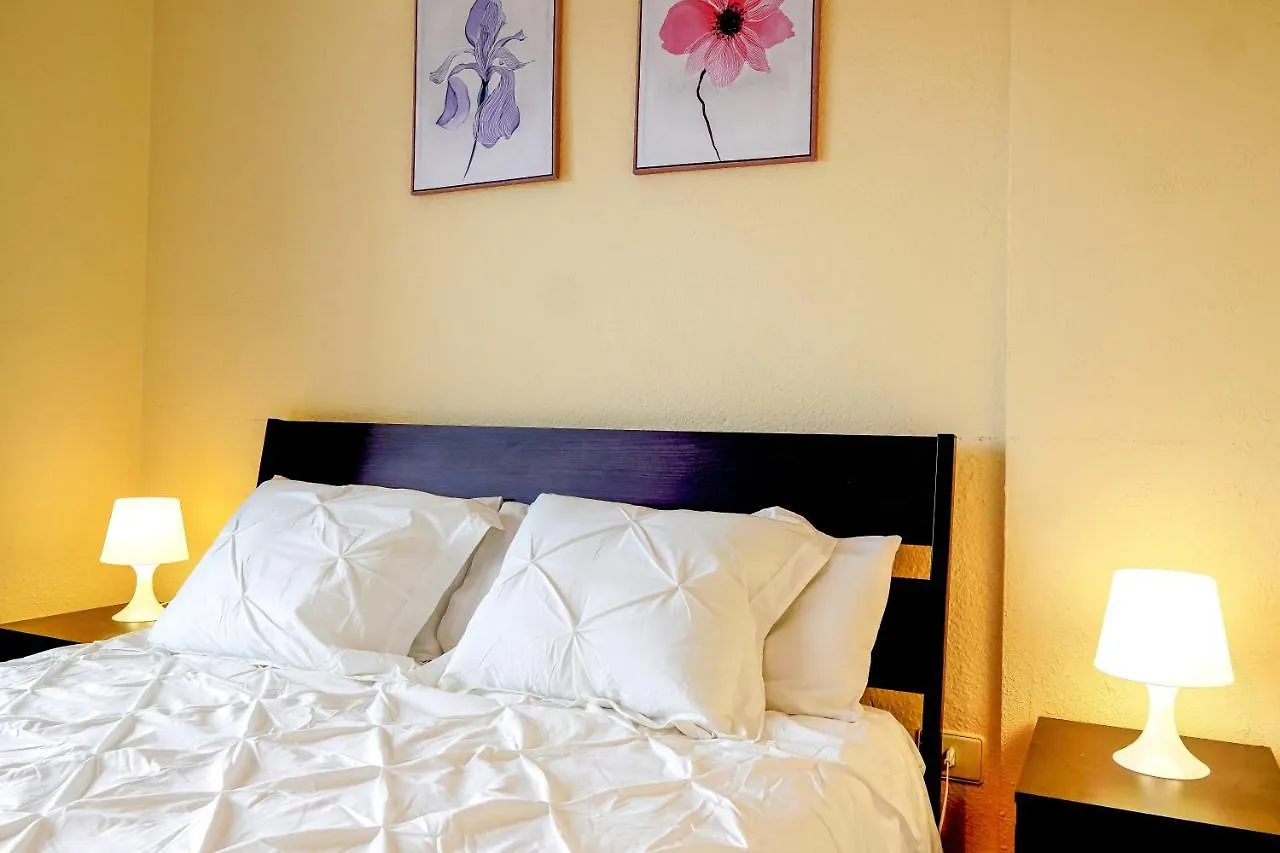 Nice 2 Bedroom Flat With Big Pools And Big Terrace Parque Don Jose, 313 Costa Del Silencio 0*,  Hiszpania