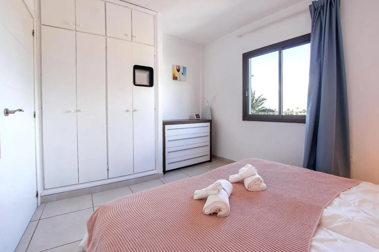 Nice 2 Bedroom Flat With Big Pools And Big Terrace Parque Don Jose, 313 Costa Del Silencio İspanya