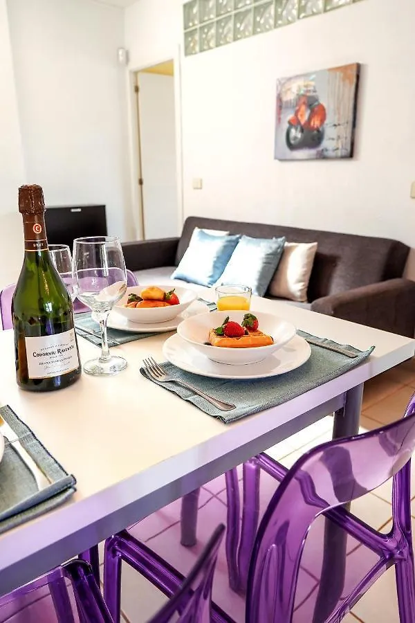 Tatil Evi Nice 2 Bedroom Flat With Big Pools And Big Terrace Parque Don Jose, 313 Costa Del Silencio